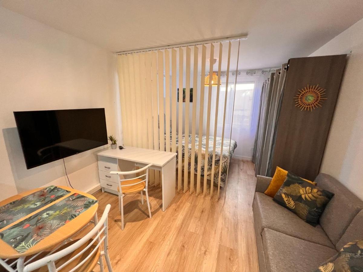 Appartements Calmes - Standing - Hypercentre - Clim - Wifi - Netflix Montpellier Exterior photo