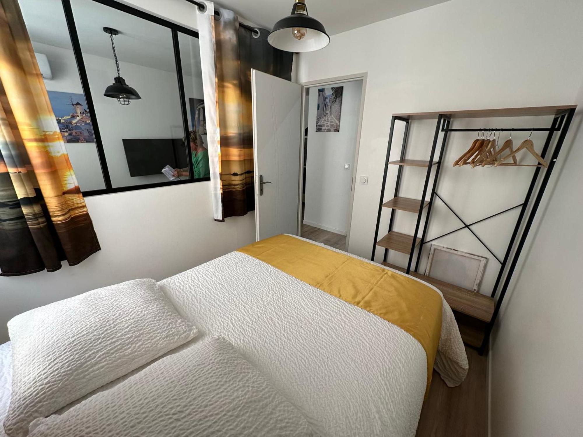 Appartements Calmes - Standing - Hypercentre - Clim - Wifi - Netflix Montpellier Exterior photo